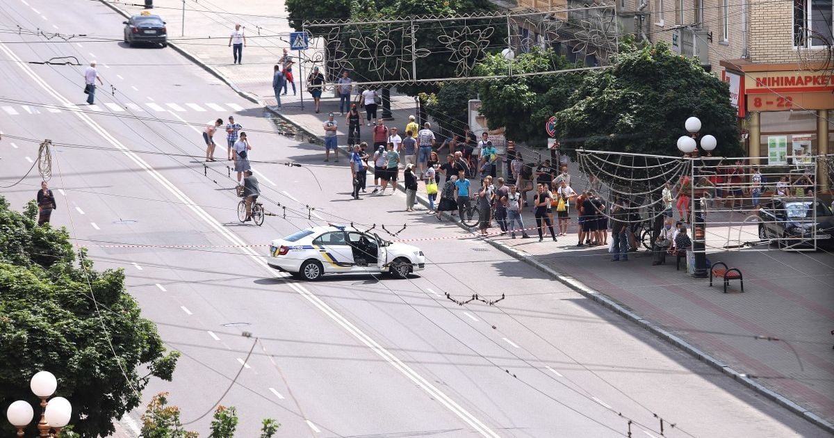 Захват заложников в Луцке: террорист обстрелял дрон СБУ