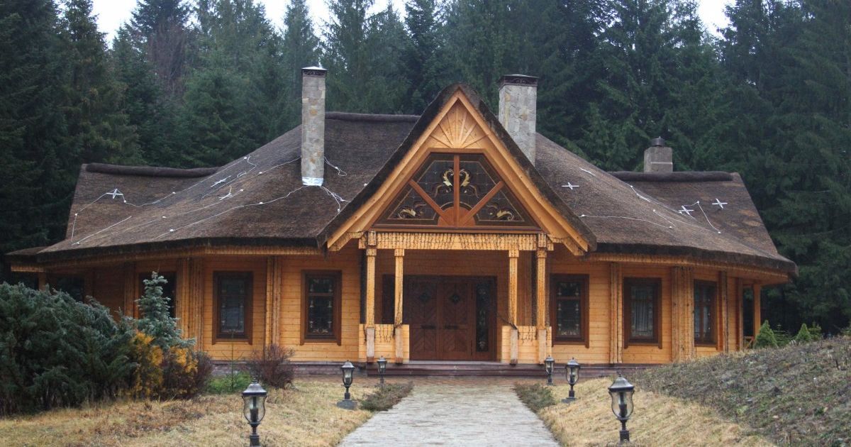 СМИ обвинили ОП в неправомерном использовании государственных ресурсов: у Зеленского ответили