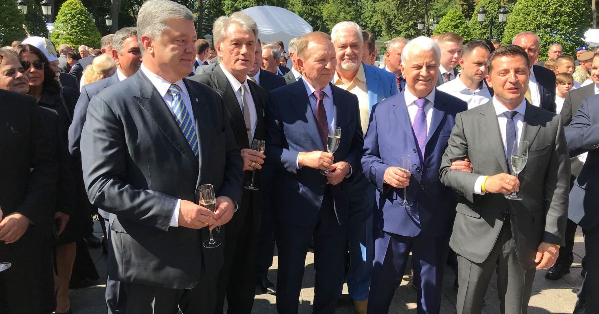 Порошенко зустрівся з президентами після офіційного святкування Дня Незалежності