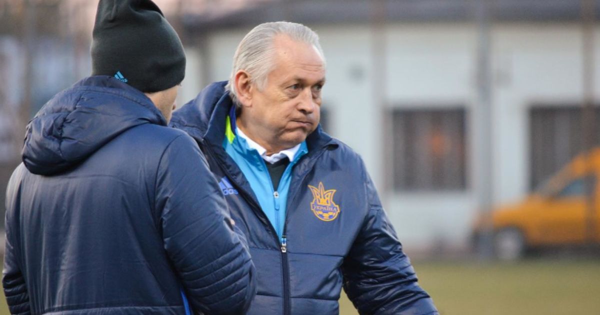 Фоменко считает, что Зинченко - перспективный футболист.