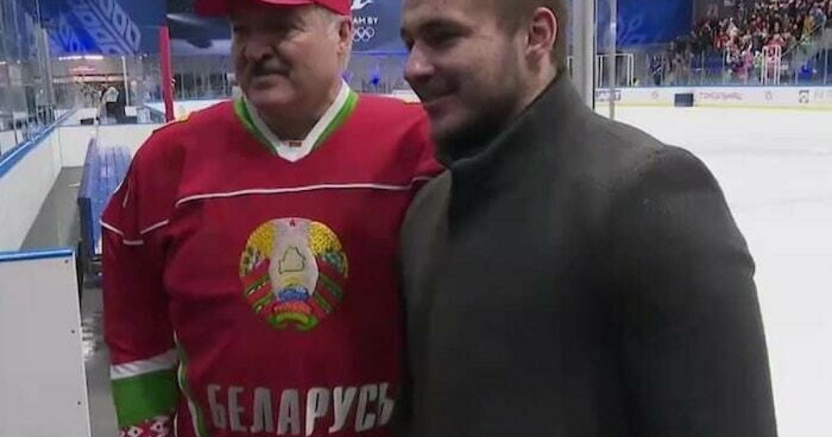 На пляже в Сочи жестоко избили белорусского самбиста, фотографировавшегося с Лукашенко: видео