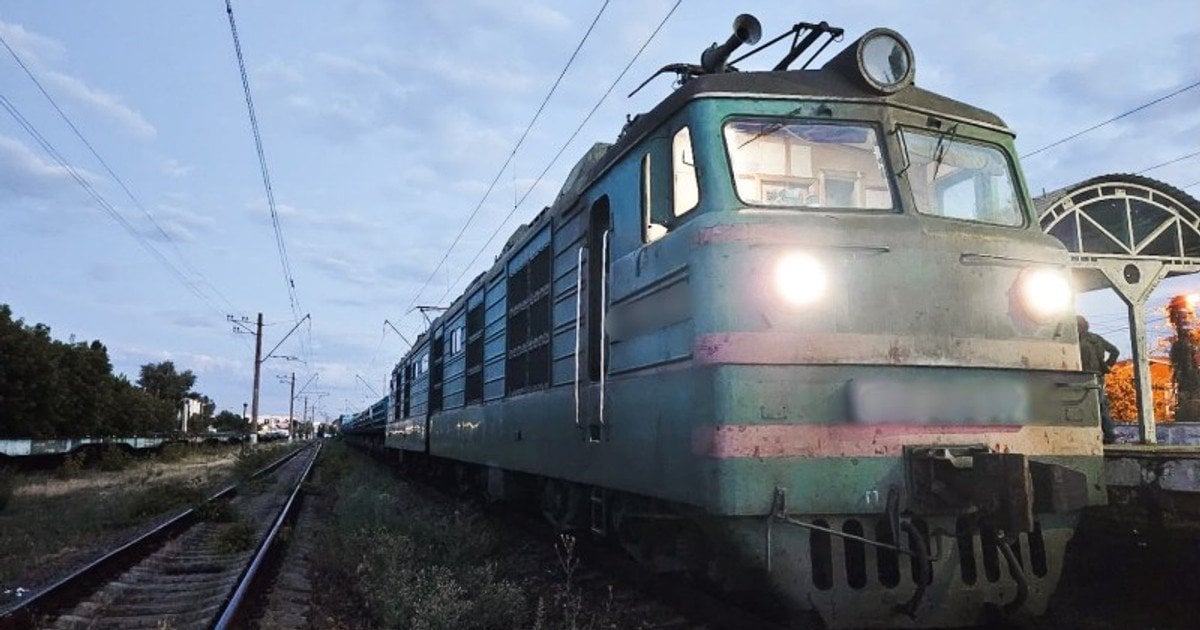 Поезд переехал женщину