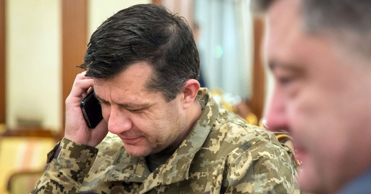 Месяца плена для красивой телекартинки: почему Порошенко обвиняют в затягивании обмена киборга "Рахмана"