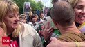 Худенькі які! Синочку! Ми тебе чекали! Теплі історії повернення з пoлoнy!