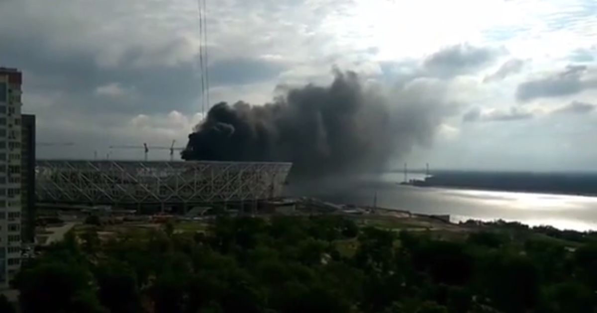 У Волгограді горів стадіон, який будують для ЧС з футболу