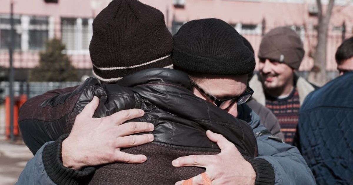 В Симферополе освободили первых 4 из 10 активистов, арестованных во время обысков у Мустафаева
