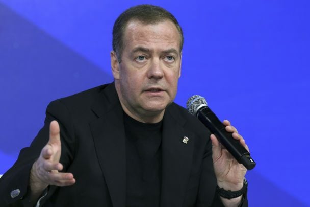Медведев выступил с очередными угрозами Украине