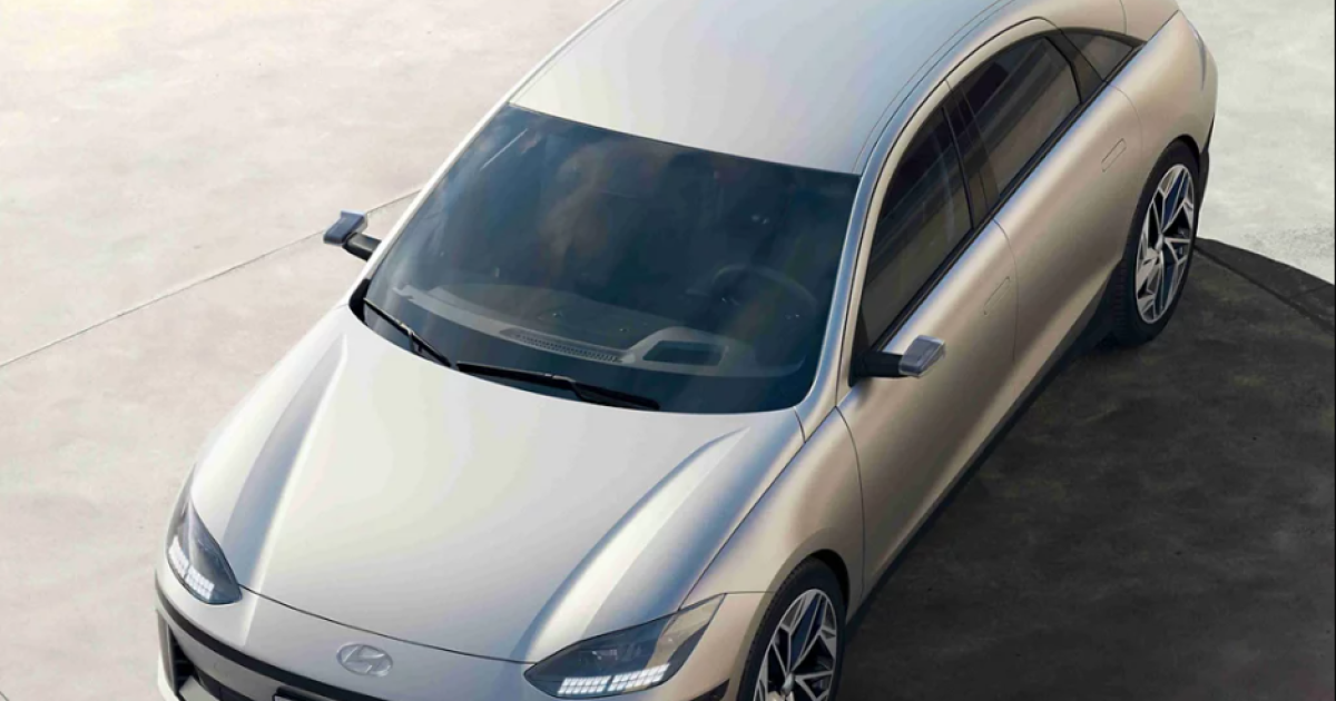 Новий електромобіль Hyundai викликав шалений ажіотаж у перший день продажу