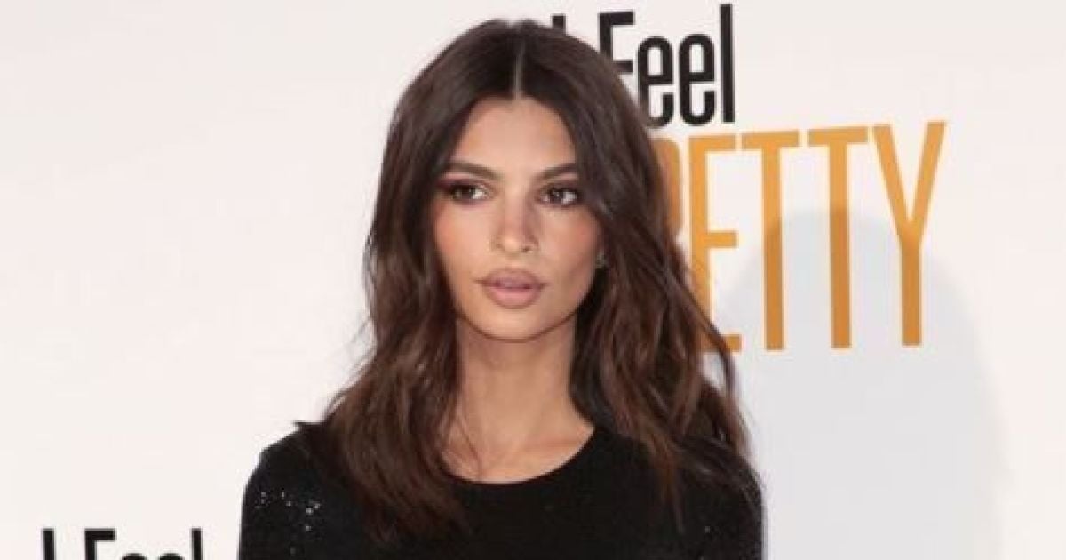 Повністю гола та без макіяжу Ратаковскі продемонструвала природну красу