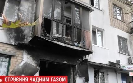 В Херсоне из-за зажженной свечи сгорела квартира: людей чудом спасли