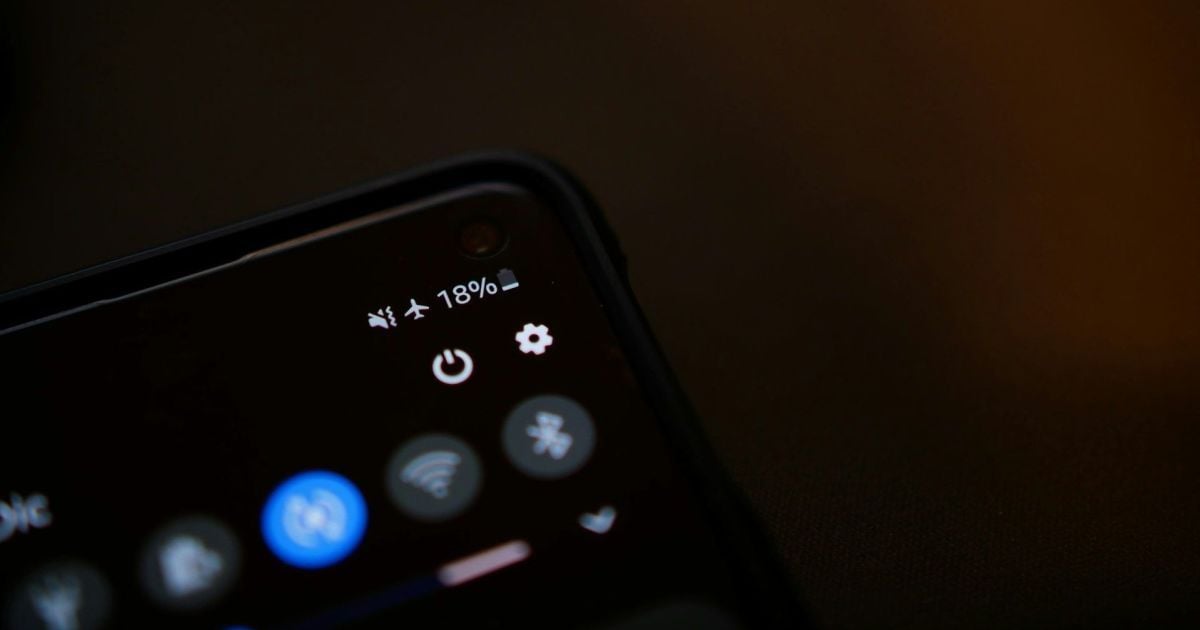 Що дає режим польоту в телефоні