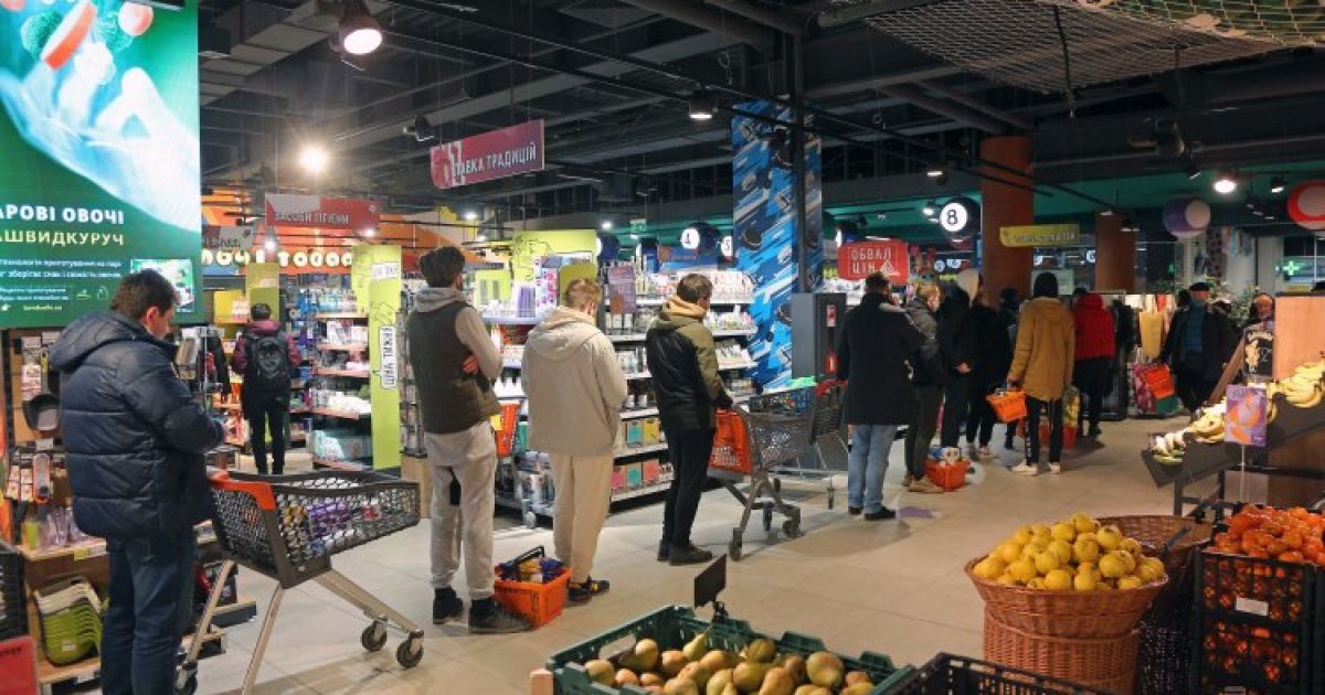 В КГГА сообщили, как в Киеве сегодня будут работать магазины