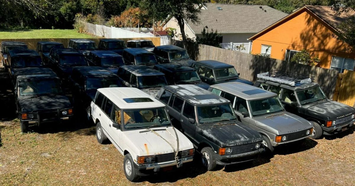 500 тисяч доларів за 37 позашляховиків: на продаж виставили низку класичних Land Rover