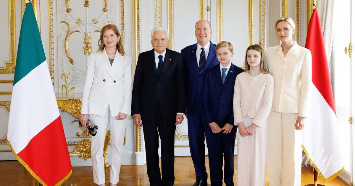 Княжа родина Монако з президентом Італії та його дочкою