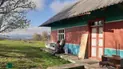 Хата у Карпатах