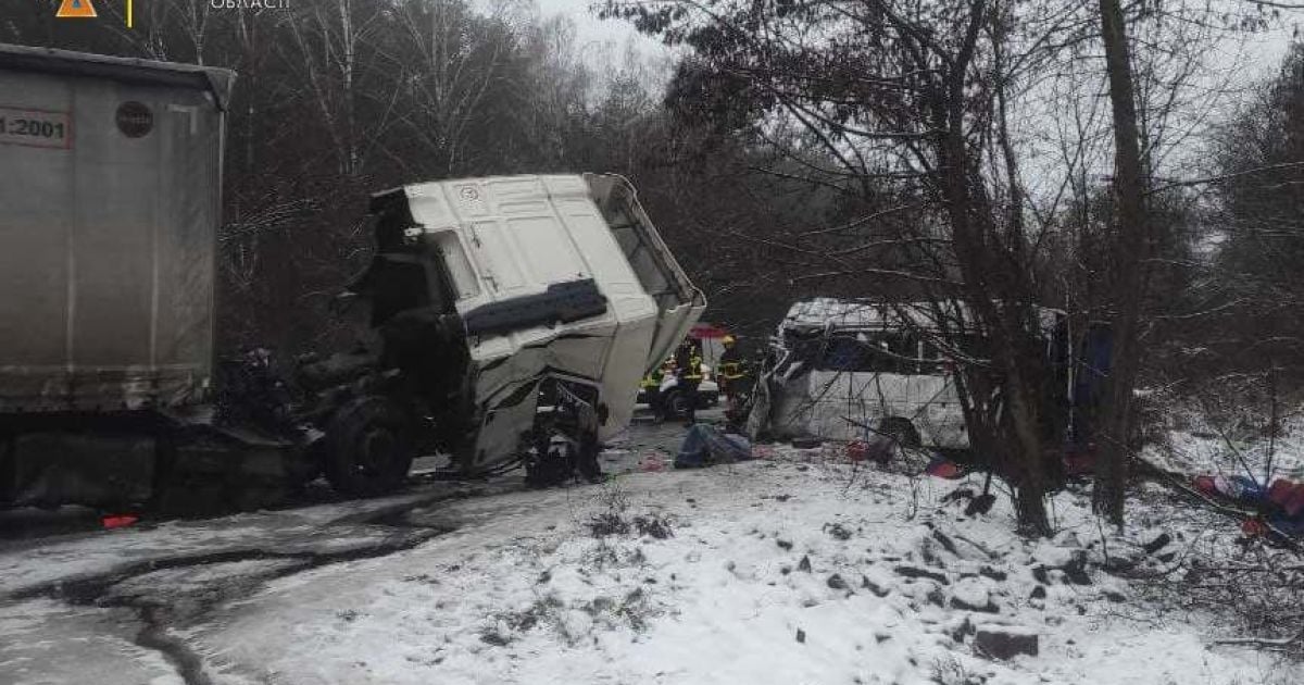 Смертельна ДТП під Черніговом: водія вантажівки заарештували на два місяці