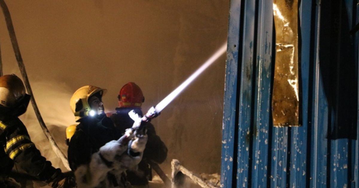 Пожежа в Києві, пожежники_4 / © Управление ГСЧС Киева