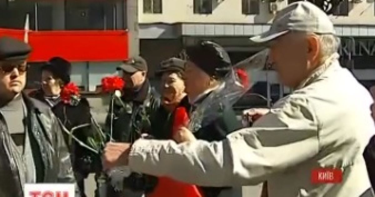 В Киеве коммунисты-пенсионеры отметили день рождения Ленина