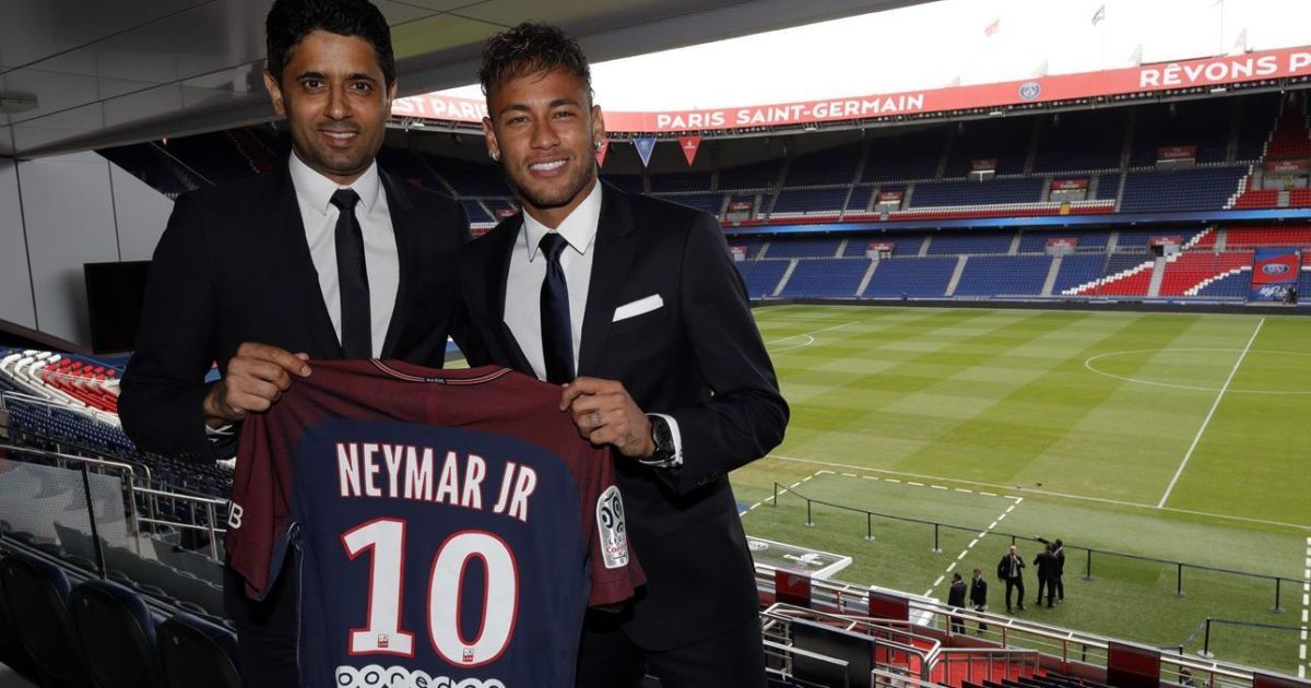 "Барселона" ще не отримала гроші за Неймара, тому не передає трансферний сертифікат