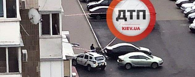 В Киеве 7-летний мальчик выпал из окна и разбился насмерть