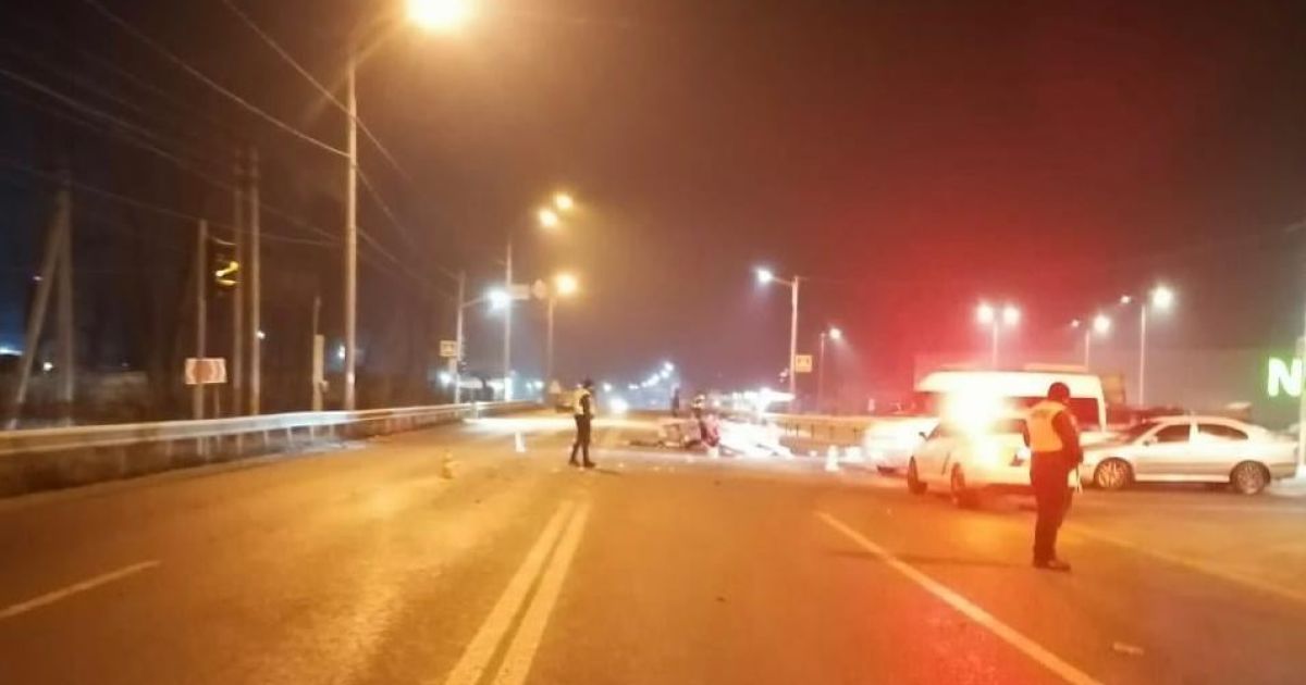 На Київщині поліцейський скоїв смертельну ДТП: загинуло двоє людей, ДБР проводить розслідування