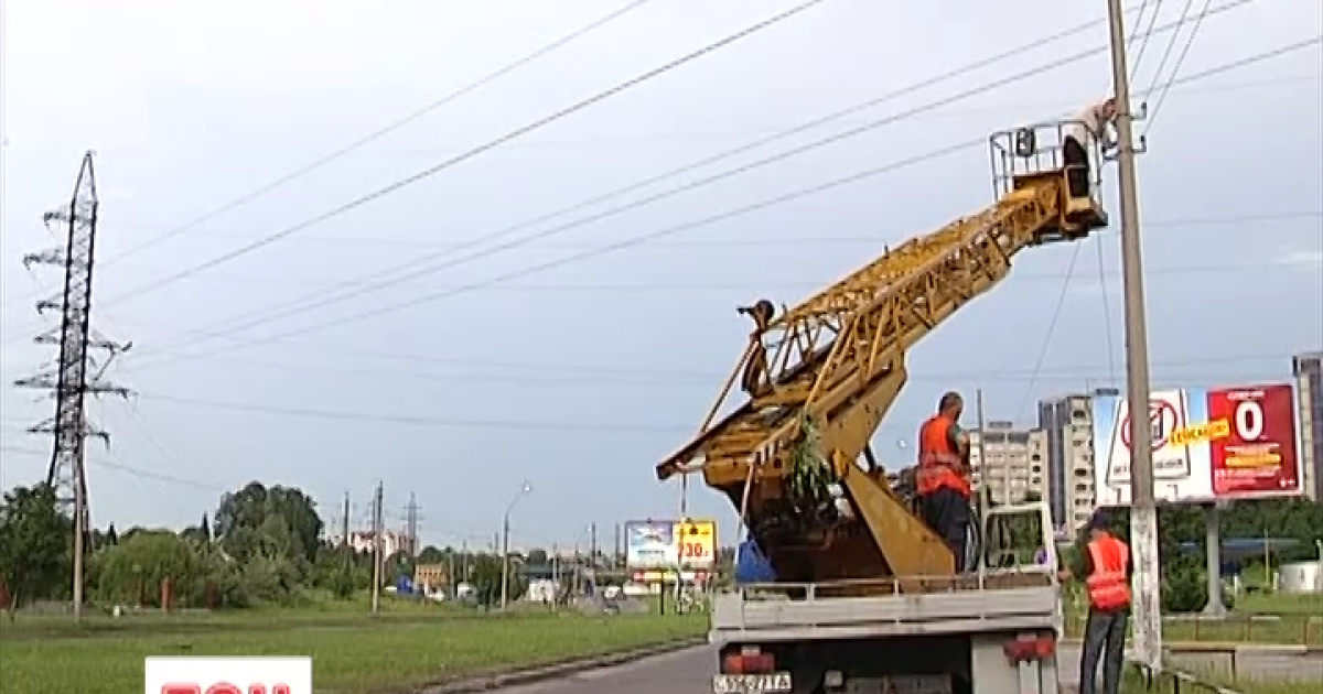 Непогода оставила без света 96 населенных пунктов