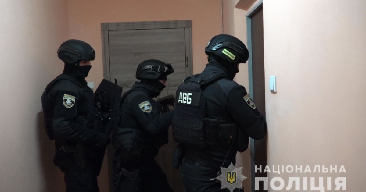 У Києві викрили групу псевдополіцейських