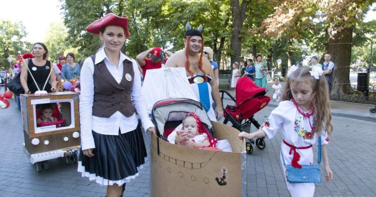 парад візочків в Одесі_13 / © УНИАН