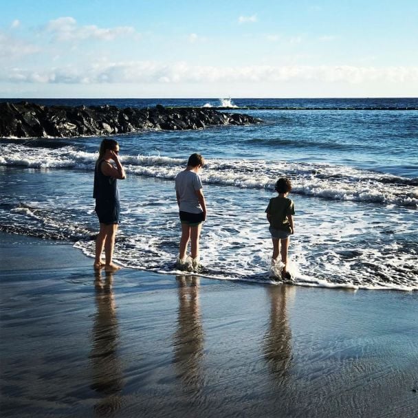 Колишня дружина Валерія Харчишина з синами / © instagram.com/kuzya78