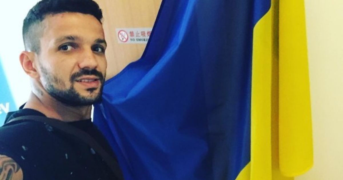 Екс-гравець "Дніпра" показав, як уболіває за український клуб