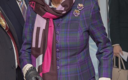 В любимом костюме в шотландскую клетку: герцогиня Корнуольская на мероприятии в Гринвиче