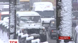 Западную Украину засыпало мокрым снегом
