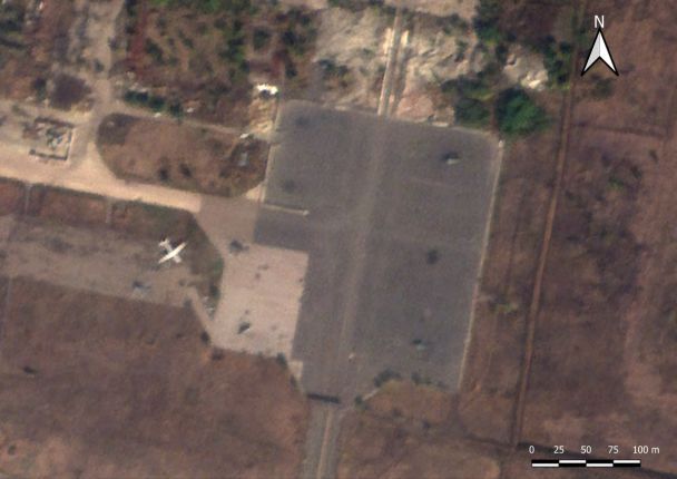 Спутниковый снимок аэропорта в Луганске после атаки со стороны ВСУ/Фото: Planet Labs