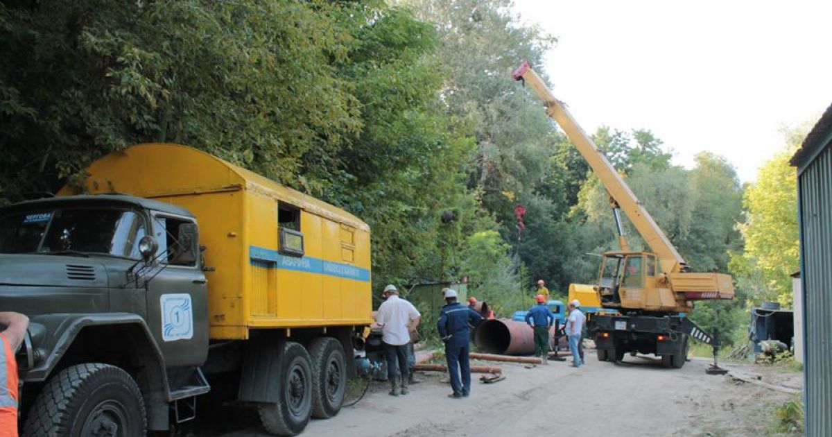 В Киеве продолжается ремонт коллектора / © Киевводоканал