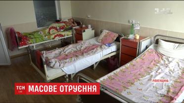 Со свадьбы в больницу. На Ровенщине людей госпитализировали с кишечной инфекцией