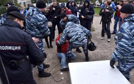 Антивоенный митинг в Москве завершился арестами активистов