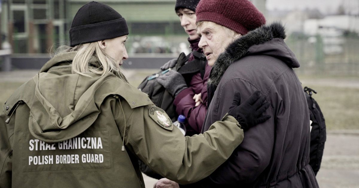 Кількість українських біженців у Польщі сягнула майже 1 млн осіб