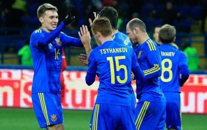 Сборная Украины осталась в топ-30 команд мира