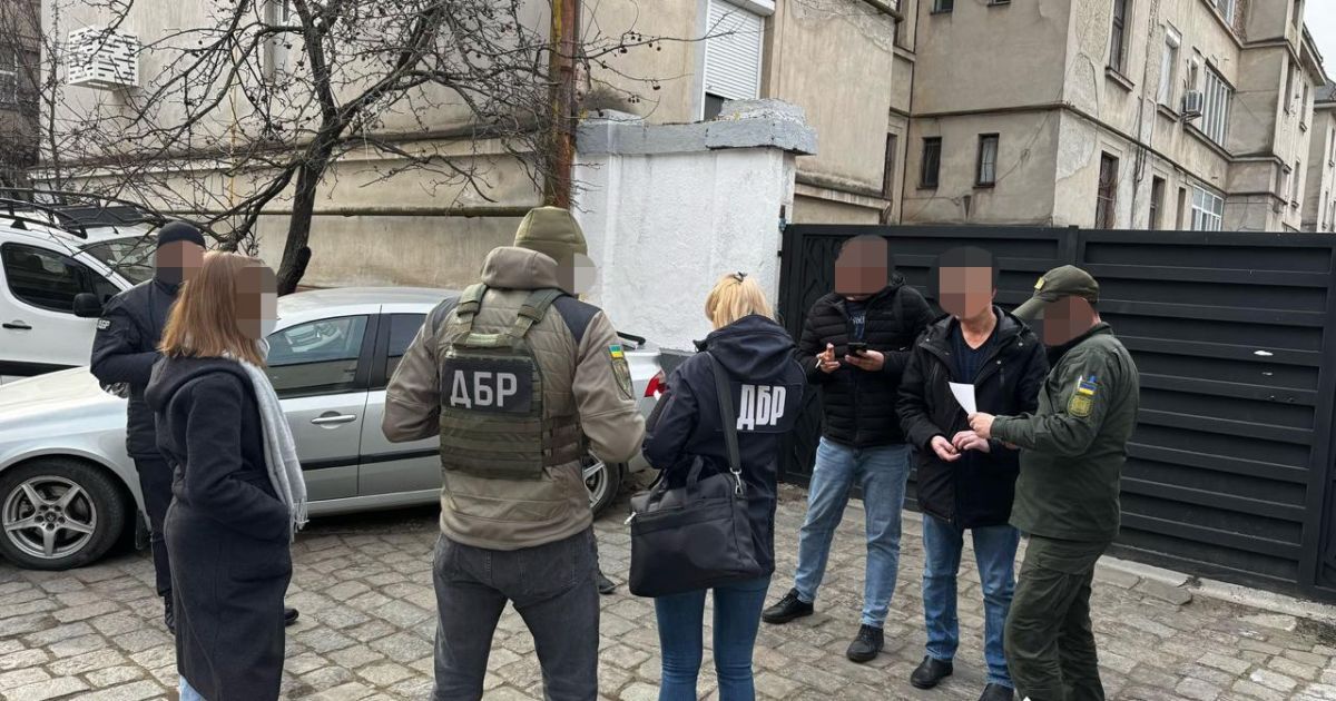 Затримання підозрюваних