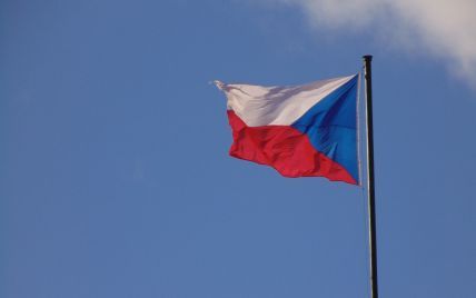 Сенат Чехии призвал выдворить из страны всех российских дипломатов, кроме одного