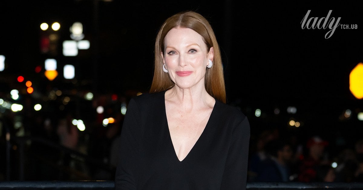 Джуліанна Мур