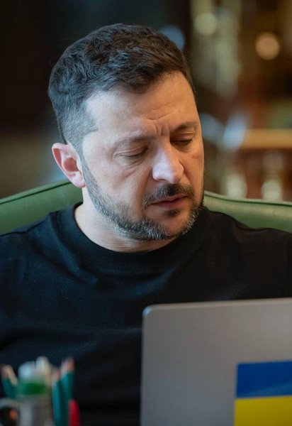 Зеленский поблагодарил Трампа за "очень хороший разговор"