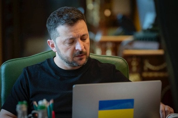 Зеленский подписал скандальный закон о НАБУ и САП
