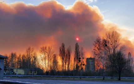 Фото из апокалипсиса: репортаж из охваченной огнем Чернобыльской зоны