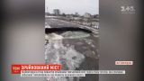 На Житомирщині раптова повінь розмила залишки мосту