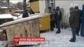 Чернігівські безхатченки майструють будки для безпритульних собак