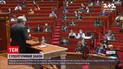 Новини світу: у Франції після масових протестів пом'якшили закон про санітарні перепустки