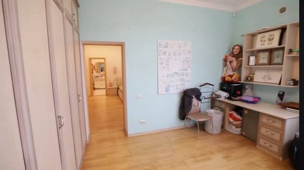Гардеробна Яни Глущенко