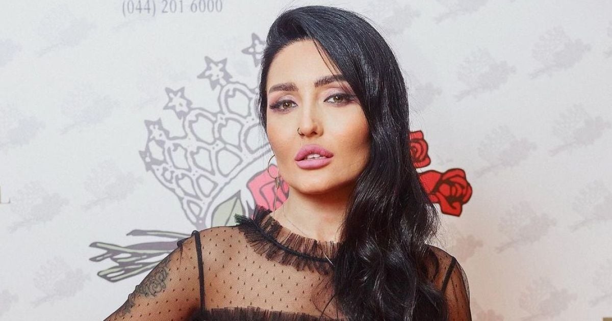 Жас жұбайлардың үйдегі топтық порносы