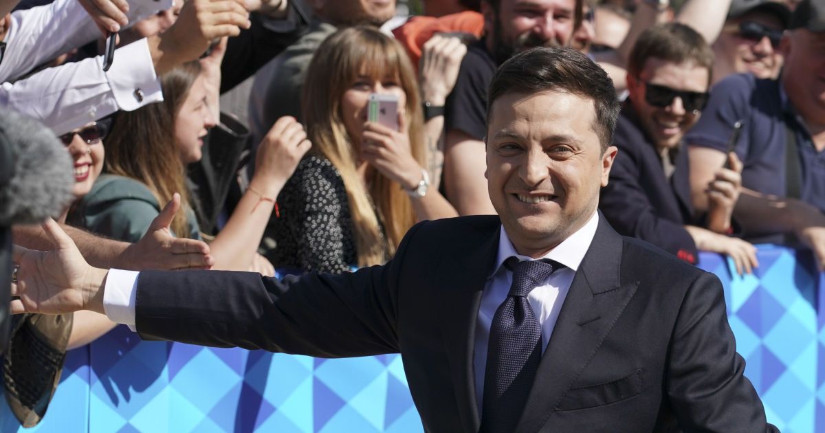 "У вас на це два місяці". Зеленський віддав перші доручення Раді